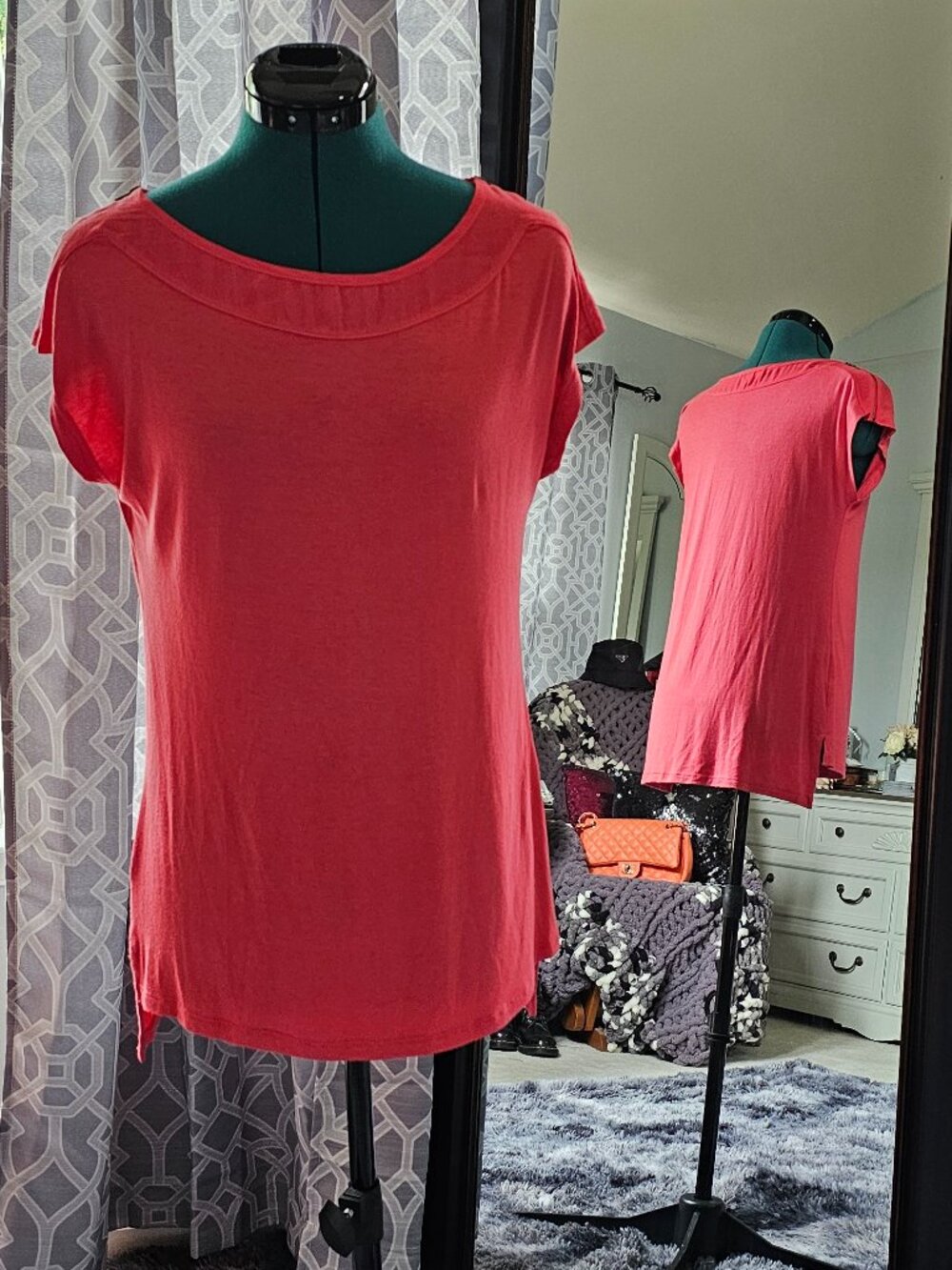 Pleione Coral Pink Hi‑Lo Tunic Blouse – Wide Scoop Neck, Drop Shoulder – Size S